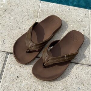 Reef Kids Brown Flip Flops size 5